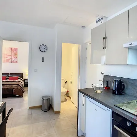 Daire F2 Avec Wifi A 150m Des Thermes Et Centre-ville De - Fr-1-451-149 *